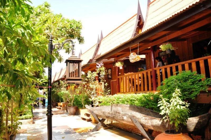 Phuengnang Homestay Bangkok Exterior foto